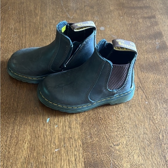 Toddler Doc  Martin’s - Picture 1 of 2